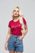 Camiseta - Vermelha Estampada Camiseta - Vermelha Estampada