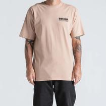 Camiseta Volcom Gamma Doom WT26 Masculina Bege Camiseta Volcom Gamma Doom WT26 Masculina Bege