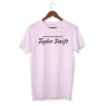 Camiseta Written and Produced by Taylor Swift - O CAMUNDONGO STORE