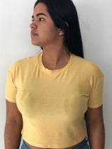 Camisetinha em malha com fio dourado de lurex Camisetinha em malha com fio dourado de lurex
