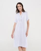 Camisola Feminina de Cetim Manga Curta com Botões e Entredós Azul Celeste Lohe Camisola Feminina de Cetim Manga Curta com Botões e Entredós Azul Celeste Lohe