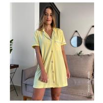 Camisola modelo americano amarela com viés azul. Camisola modelo americano amarela com viés azul.