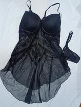 Camisola Plus Size Romântica e Confortável com Bojo Estruturado e Renda Sofisticada para Ocasiões Especiais.