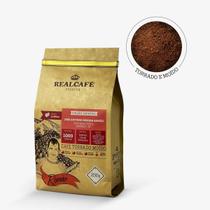 Campeão Realcafé Reserva Edição Limitada José Antônio Debona Romão 250G Café Especial Torrado e Moído PT 90,37 Campeão Realcafé Reserva Edição Limitada José Antônio Debona Romão 250G Café Especial Torrado e Moído PT 90,37
