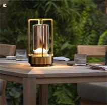 Candeeiro de mesa HAPYGI Portátil Metal Recarregável LED Dourado Candeeiro de mesa HAPYGI Portátil Metal Recarregável LED Dourado