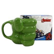 Caneca 3D 350ml Mão Hulk Marvel - Zona Criativa