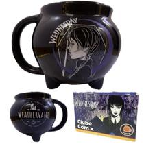 Caneca 3D Wandinha Weathervane Caldeirão 450ml Oficial Netflix - Clube Comix