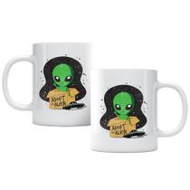 Caneca Adopt An Alien Studio Geek