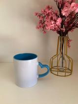 Caneca Alça Coração cores Azul 380ml