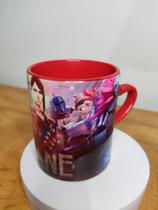 Caneca Arcane cait e Vi