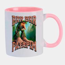 Caneca Branca Interna Rosa de Porcelana 325ml Brr Brr Patapim Funny Italian Brainrot Meme Caneca Branca Interna Rosa de Porcelana 325ml Brr Brr Patapim Funny Italian Brainrot Meme