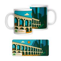 Caneca Brasil Arcos da Lapa Rio de Janeiro 325ml Porcelana Souvenir Presente Lembrança de Viagem Caneca Brasil Arcos da Lapa Rio de Janeiro 325ml Porcelana Souvenir Presente Lembrança de Viagem