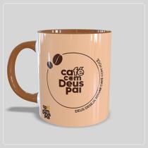 Caneca Café com Deus Pai Lançamento - Marrom