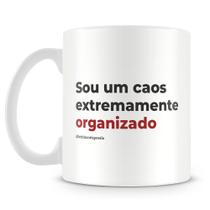 Caneca Caos II com Trechos de Poesia do Livro Tom de Poesia