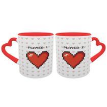 Caneca Casal Coração Pixel Player 1 e 2 Namorados Gamer