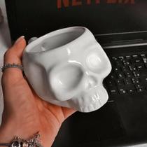 Caneca caveira Skull 300ml - DML PRESENTES