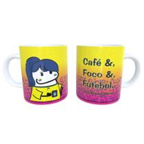 Caneca cerâmica Café & Foco & Futebol! amarelo e rosa