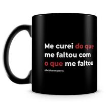 Caneca Coração Remendado - 100% Preta - Trechos de Poesia