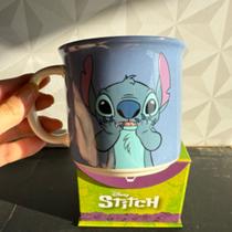 Caneca de cerâmica stitch na caixa 350ml azul para café chá leite - xícara presente stith Caneca de cerâmica stitch na caixa 350ml azul para café chá leite - xícara presente stith