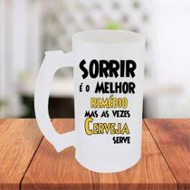 Caneca De Chopp Jateada Frase Engraçada Sorrir É O Melhor Remé Mas As Vezes Cerveja Serve- MEGA