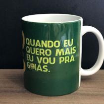 Caneca de porcelana 320ml Música - "Quando eu quero mais, eu vou pra Goiás"