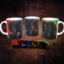 Caneca de Porcelana DC Comics Estampa 15 325ML com Estampa Temática Preto Outras Marcas Caneca de Porcelana DC Comics Estampa 15 325ML com Estampa Temática Preto Outras Marcas