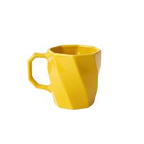 Caneca de Porcelana Lisa 260ml Ideal para Café, Leite e Chá Caneca de Porcelana Lisa 260ml Ideal para Café, Leite e Chá