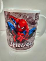 Caneca de porcelana personagens Premium