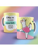 Caneca de Porcelana Personalizada Lhama Preciso de café, para acabar com essa cara de cu 325ml