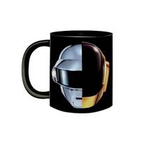 Caneca de Porcelana Preta Banda Daft Punk Heads Get Lucky Caneca de Porcelana Preta Banda Daft Punk Heads Get Lucky