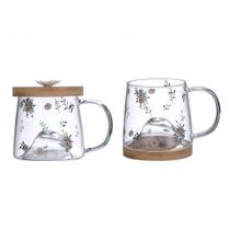Caneca de Vidro Borossilicato Resistente ao Calor com Pires de Bambu Daisy 330ml - Lyor Caneca de Vidro Borossilicato Resistente ao Calor com Pires de Bambu Daisy 330ml - Lyor