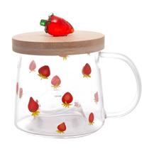 Caneca de Vidro Borossilicato Resistente ao Calor com Pires de Bambu Morango 330ml 5707 - Lyor