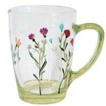 Caneca de Vidro Pintada à mão com Elementos Florais.