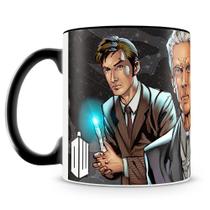 Caneca Doctor Who Comics - TARDIS - 325ml - Cerâmica Personalizada Caneca Doctor Who Comics - TARDIS - 325ml - Cerâmica Personalizada
