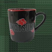 Caneca Em Porcelana Naruto Akatsuki Nuvens 330 Ml Vermelho