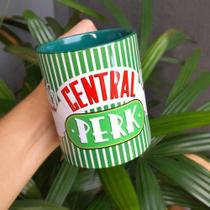 Caneca Friends Central Perk Série Diferenciadas - 325ML