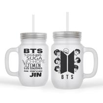 Caneca Mason BTS Nomes Integrantes Desenho