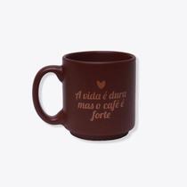 Caneca mini tina 10025862 a vida e dura mais o cafe 100ml zona criativa Caneca mini tina 10025862 a vida e dura mais o cafe 100ml zona criativa