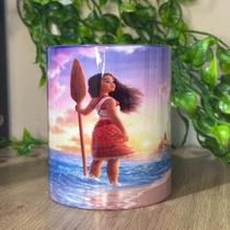 Caneca Moana Personalizada Alça e fundo Colorido Lilas - Caneca Personalizada