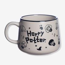 Caneca Moma Harry Potter Ícones 500 Ml Harry Potter Caneca Moma Harry Potter Ícones 500 Ml Harry Potter