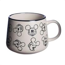 Caneca Moma Mickey Mouse Disney 500ml em Cerâmica com Detalhes Divertidos