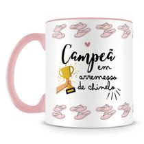 Caneca Personalizada Campeã em Arremesso de Chinelo - Presente para Mãe Caneca Personalizada Campeã em Arremesso de Chinelo - Presente para Mãe