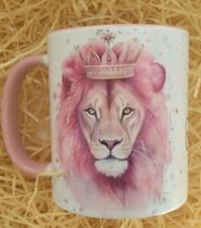 Caneca Personalizada Leão Rosa Todas as Coisas Comtribuem para o Bem daqueles que Amam a Deus