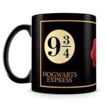 Caneca Personalizada Plataforma 9 3/4 - Porcelana 100% Preta Caneca Personalizada Plataforma 9 3/4 - Porcelana 100% Preta