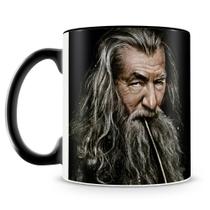 Caneca Personalizada Senhor dos Anéis - Gandalf - Porcelana de Alto Brilho Caneca Personalizada Senhor dos Anéis - Gandalf - Porcelana de Alto Brilho
