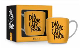 Caneca Porcelana 360ml Brasfoot - "Dia Leve Café Forte"