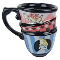 Caneca Porcelana Alice No País Das Maravilhas