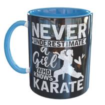 Caneca Porcelana Karate Feminino