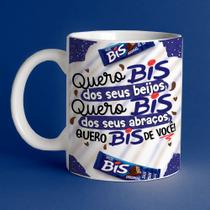 Caneca Porcelana Quero Bis dos seus beijos, quero bis dos seus abraços, quero bis de você 325 ml