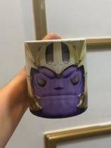 Caneca porcelana Thanos vingadores Caneca porcelana Thanos vingadores